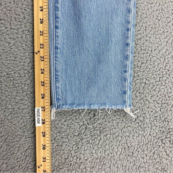 Madewell Women The Curvy Perfect Vintage High-Rise Distressed Jean | Size: 28 - Picture 12 of 16